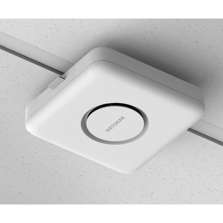 NETGEAR WBE750 Tri-Band PoE 10G Insight Manageable WiFi 7 Access Point